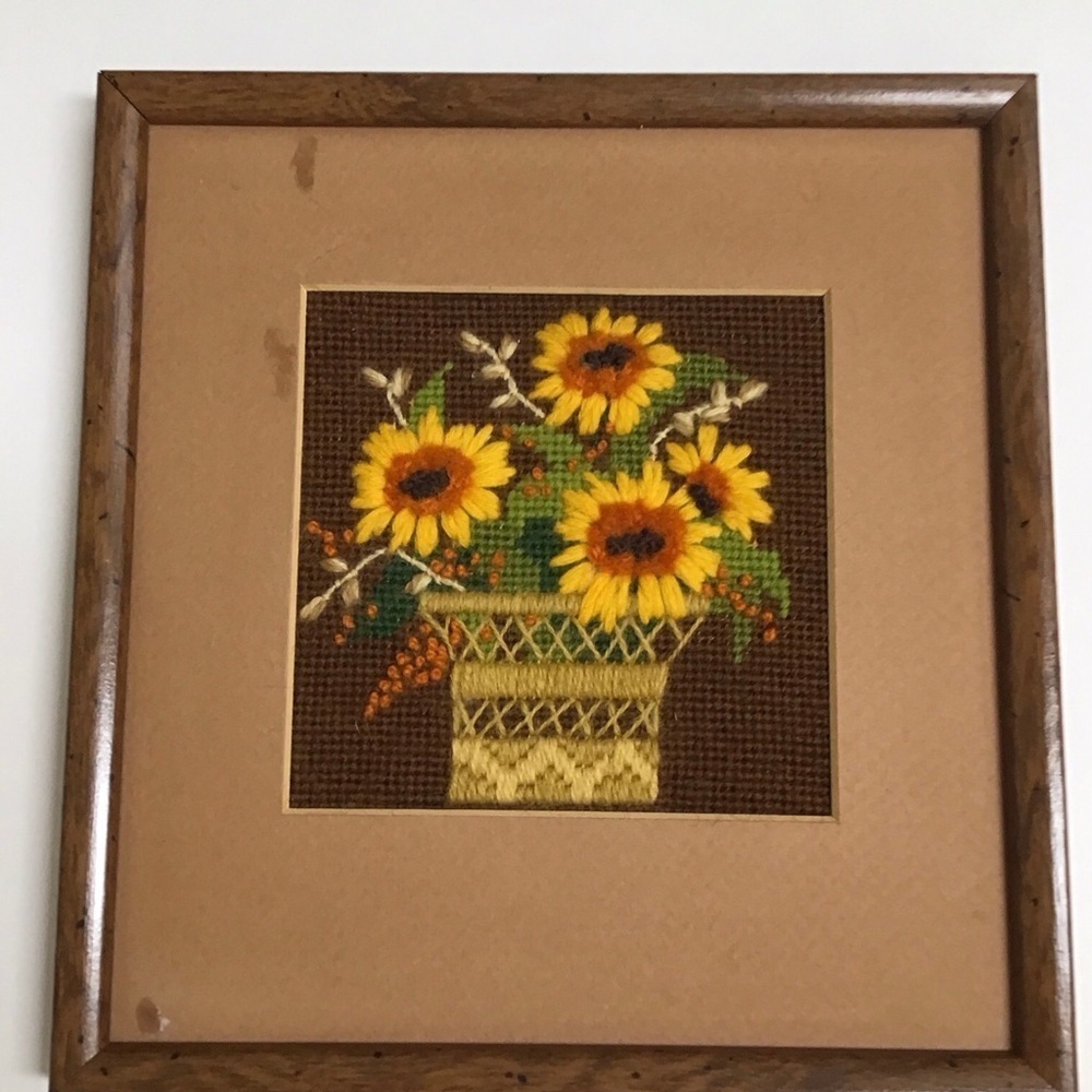Sunflowers Needlepoint PAIR Wool Crewel Work 1979 Framed Art Farmhouse Landscape - Picture 3 of 14